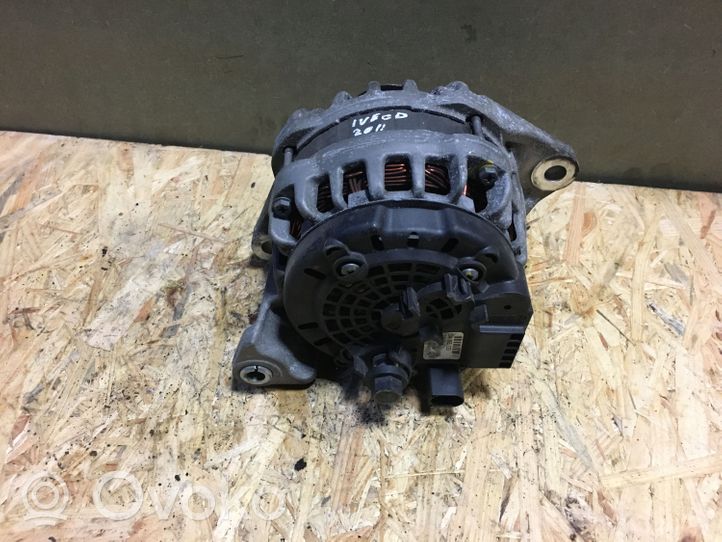 Iveco Daily 35 - 40.10 Generatore/alternatore 504385133