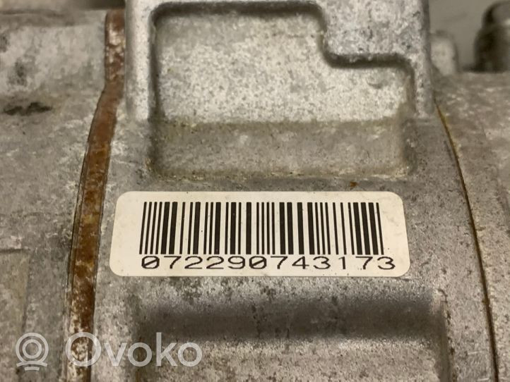 Volkswagen PASSAT CC Kompresor / Sprężarka klimatyzacji A/C 1K0820859S