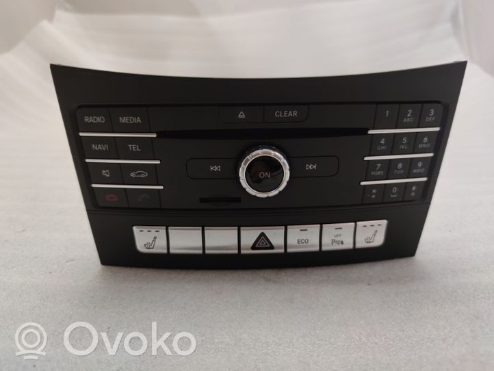 Mercedes-Benz CLS C218 AMG Radio/CD/DVD/GPS-pääyksikkö A2189004908