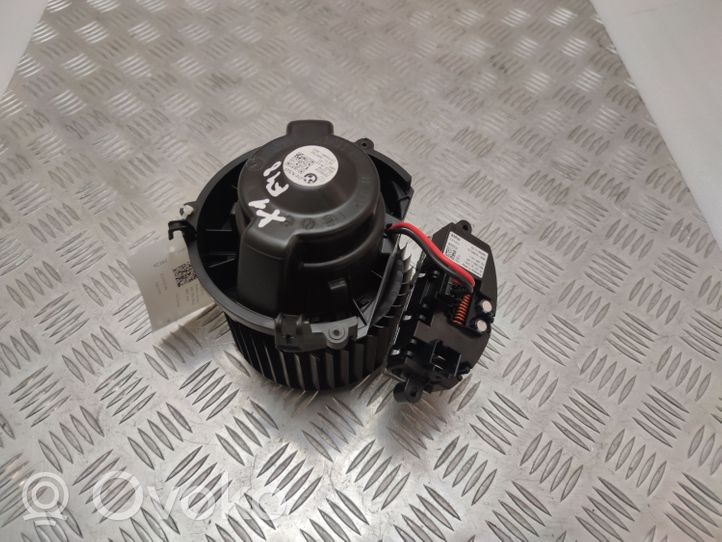 BMW X1 F48 F49 Soplador/ventilador calefacción 9297752