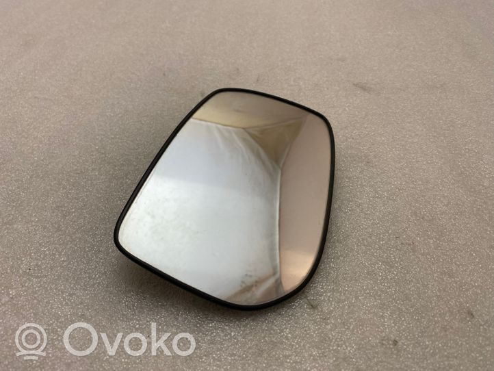 Toyota Avensis T250 Vetro specchietto retrovisore 3001820