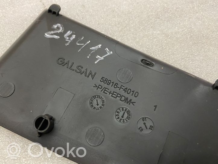 Toyota C-HR Panelės stalčiuko/lentinėlės paklotėlis 58916F4010