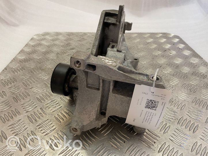 Audi A5 Sportback 8TA Soporte del alternador 03L903143R