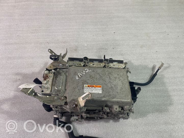 Toyota RAV 4 (XA40) Voltage converter inverter G92A042030