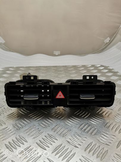Hyundai Ioniq Dysze / Kratki środkowego nawiewu deski rozdzielczej 97410G2AA0