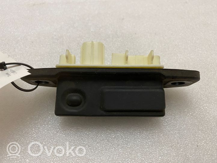 Toyota C-HR Interrupteur d'ouverture de coffre 84840F4020