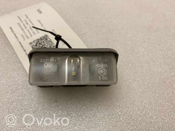 Toyota RAV 4 (XA50) Éclairage de plaque d'immatriculation A045053