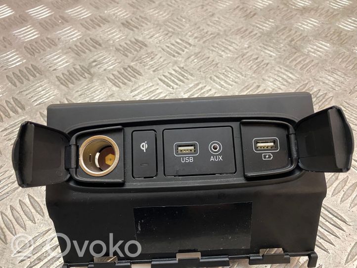 Hyundai Santa Fe USB socket connector 96120S1100