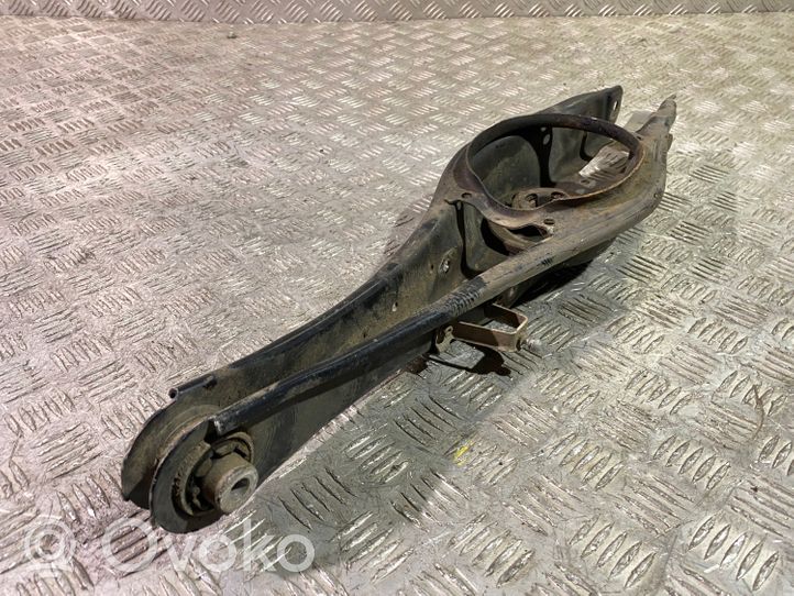 Volkswagen Tiguan Soporte del muelle espiral/amortiguador 3Q0505311E