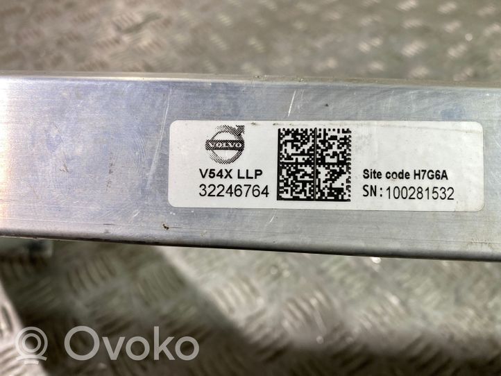 Volvo S90, V90 Etupuskurin poikittaistuki 31387309