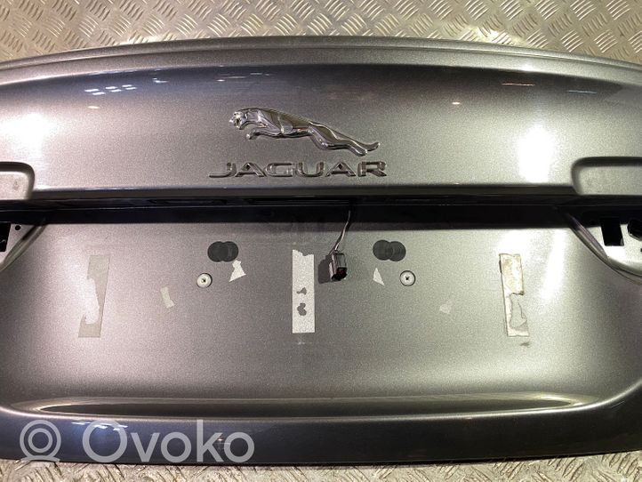 Jaguar XE Tylna klapa bagażnika 