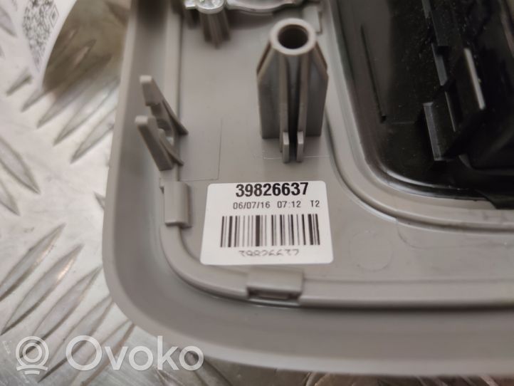 Volvo XC60 Światło fotela przedniego 39826637