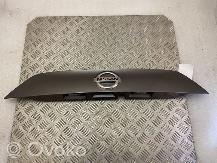 Nissan Qashqai Éclairage de plaque d'immatriculation 908104ESXX