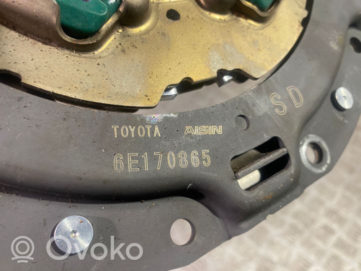 Toyota C-HR Kytkimen painelevy 