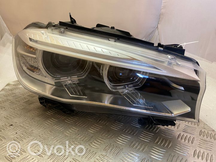 BMW X6 F16 Lampa przednia 7290056