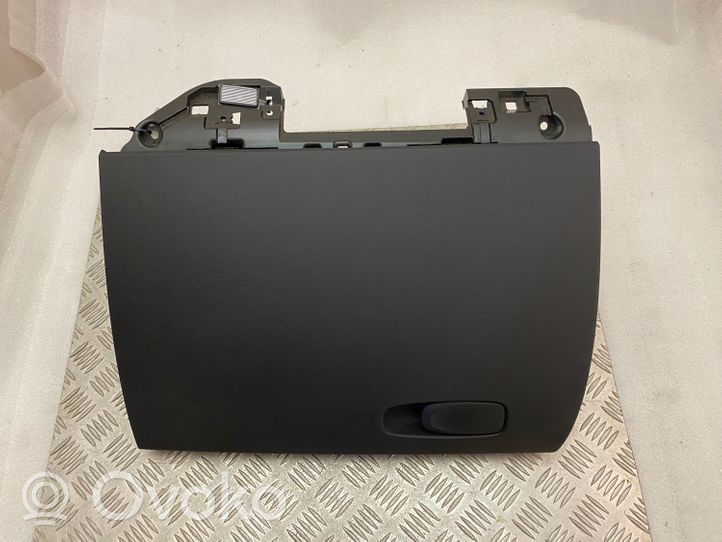 Volvo XC60 Glove box 31417790