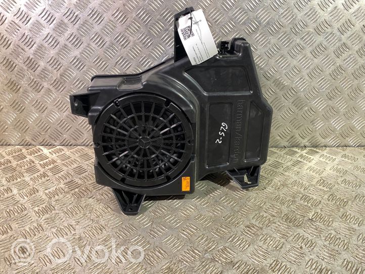 Mercedes-Benz GLS X166 Subwoofer-bassokaiutin A1668202802