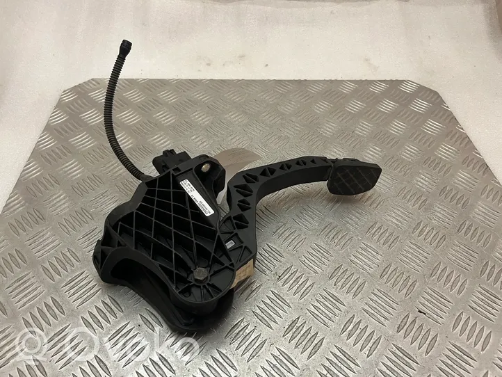 Volkswagen Golf VI Clutch pedal 1K1721059ER