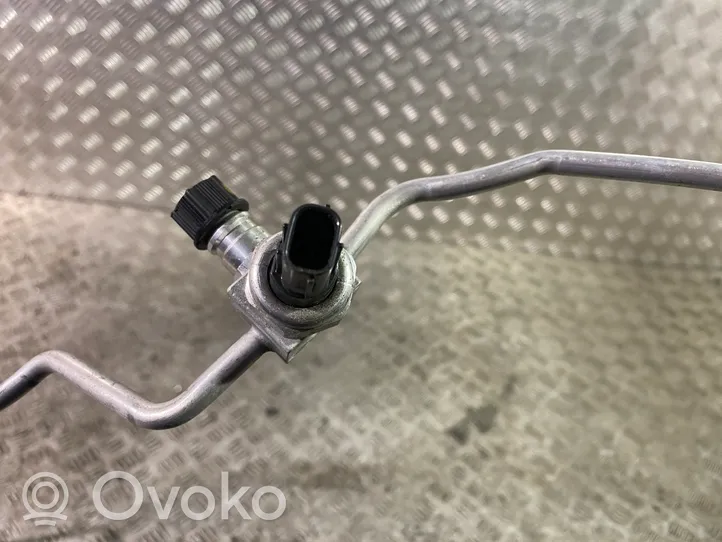 Toyota C-HR Tubo flessibile aria condizionata (A/C) 