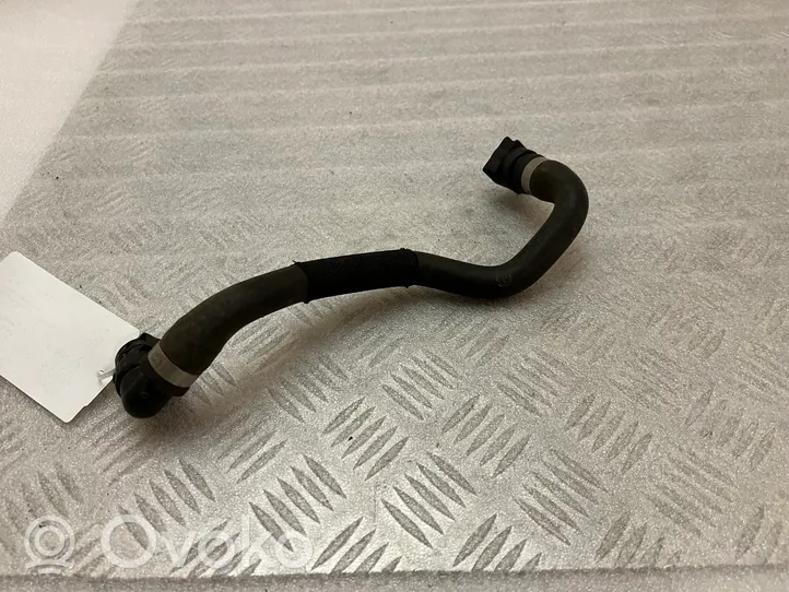 BMW 4 F36 Gran coupe Engine coolant pipe/hose 8573187