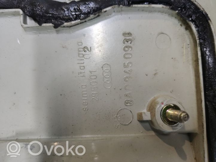 Audi 80 90 S2 B4 Lampy tylnej klapy bagażnika 8A09450931