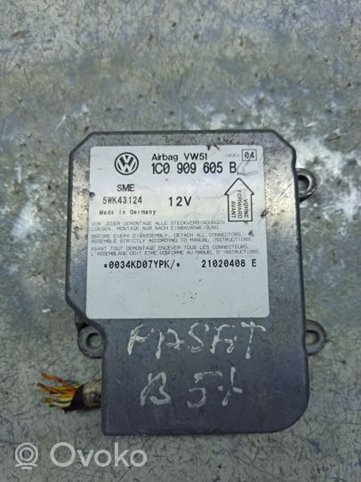Volkswagen PASSAT B5.5 Oro pagalvių valdymo blokas 1C0909605B