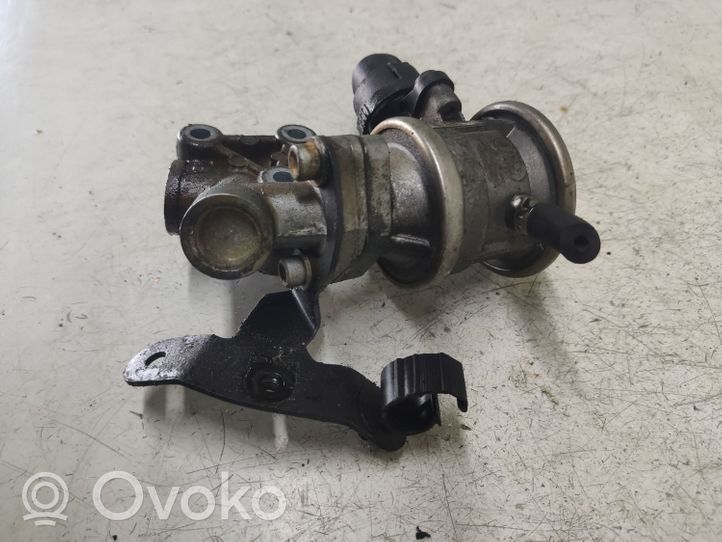 Audi A3 S3 8L EGR-venttiili 06A131102A