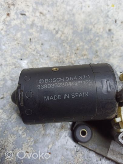 Ford Maverick Moteur d'essuie-glace 9390332384