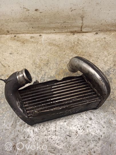 Audi 80 90 S2 B4 Radiatore intercooler 