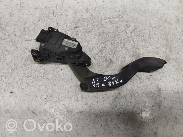 Audi A4 S4 B5 8D Pedale dell’acceleratore 8D1721523