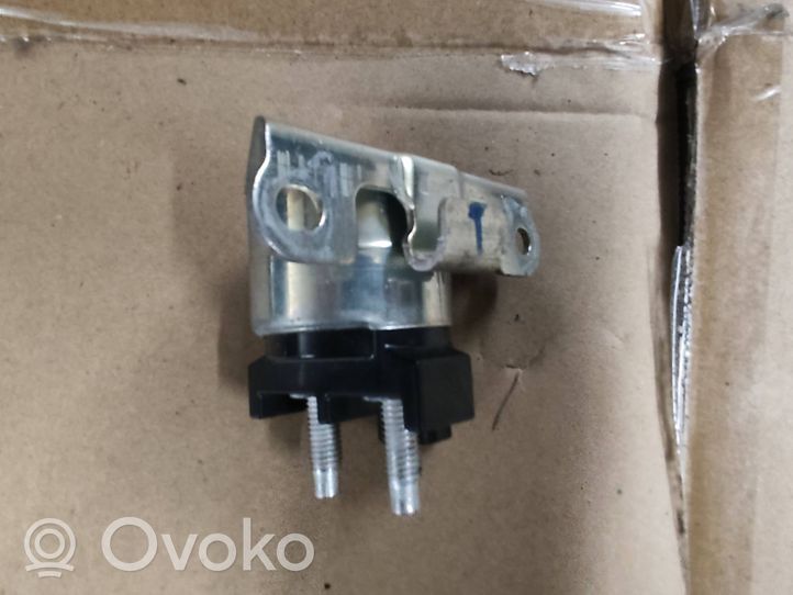 Nissan Qashqai Užvedimo- blokavimo rėlė 25116BB50A