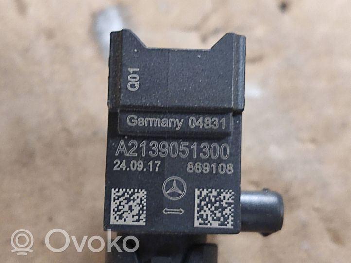 Mercedes-Benz E W238 Airbag deployment crash/impact sensor A2139051300