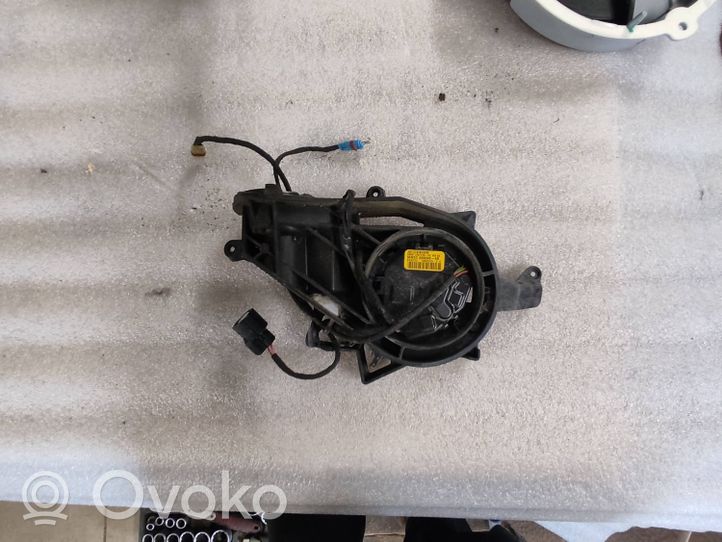 BMW X5 F15 Etuoven sähköisen sivupeilin osa 7291728