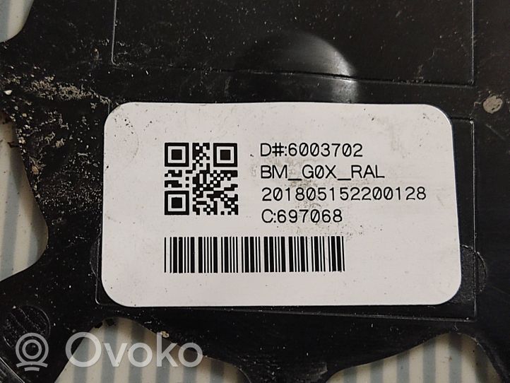 BMW X5 G05 Veidrodėlio stiklas 0697068