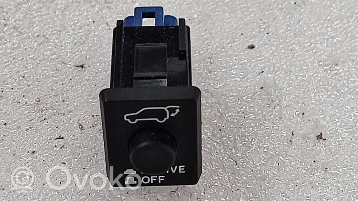 Mitsubishi Outlander Tailgate/trunk/boot open switch 