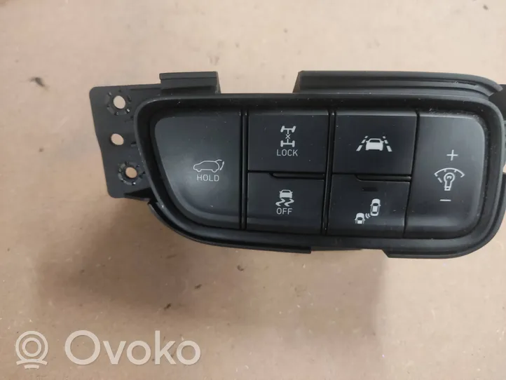 Hyundai Santa Fe Monitori/näyttö/pieni näyttö 93700-S1500