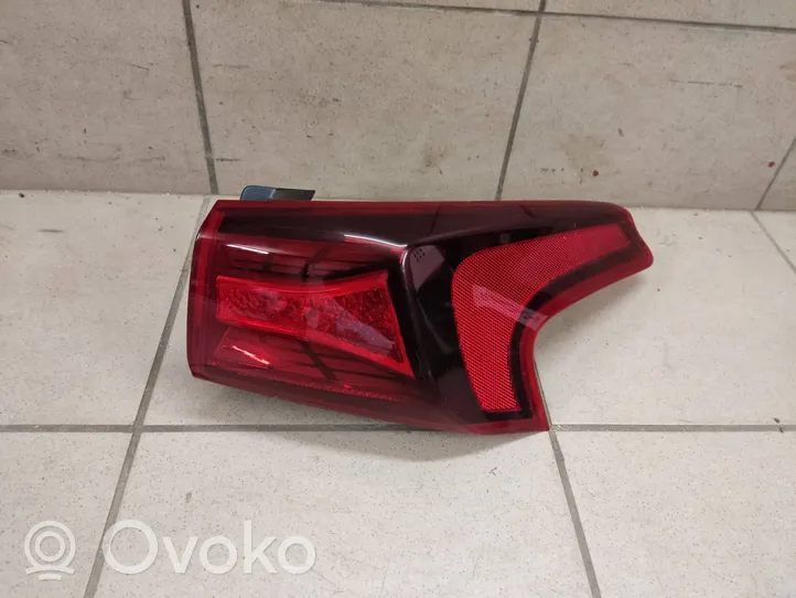 Hyundai Santa Fe Rear/tail lights 92402S1R