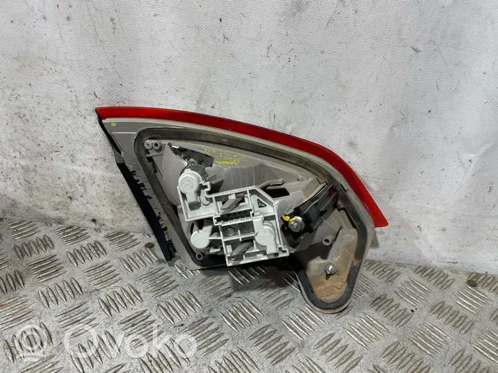 Ford Mondeo MK IV Lampa tylna 7S7113A602
