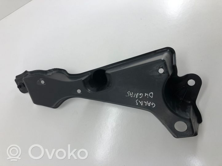 Toyota RAV 4 (XA40) Autres pièces de carrosserie 5839842022