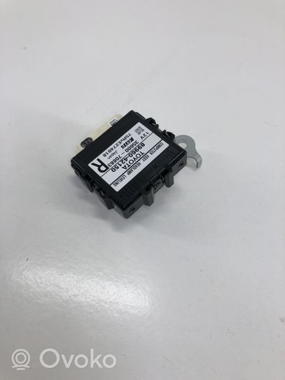 Toyota RAV 4 (XA40) Modulo luce LCM 8996042150