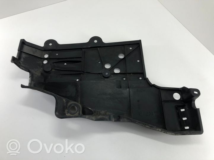 Toyota RAV 4 (XA40) Polttoainesäiliön pohjapanssari 7764142060