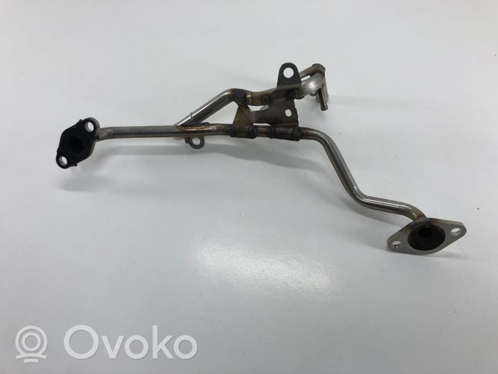 Toyota RAV 4 (XA40) Linea/tubo flessibile della valvola EGR 