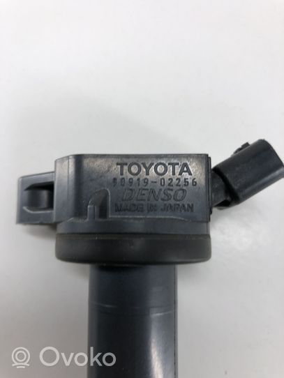 Toyota RAV 4 (XA40) Suurjännitesytytyskela 9091902256