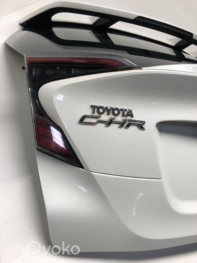 Toyota C-HR Puerta del maletero/compartimento de carga 