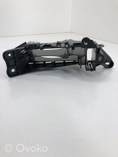 Toyota C-HR Altra parte interiore 82877F4010