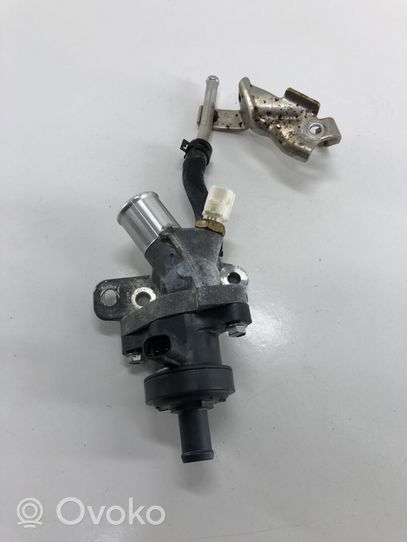 Toyota C-HR Pompe à eau de liquide de refroidissement 6F30AJ0124