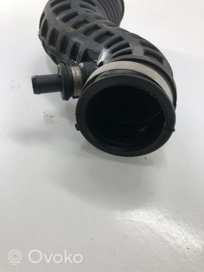 Nissan Qashqai Turboahtimen ilmanoton letku 1022314S01