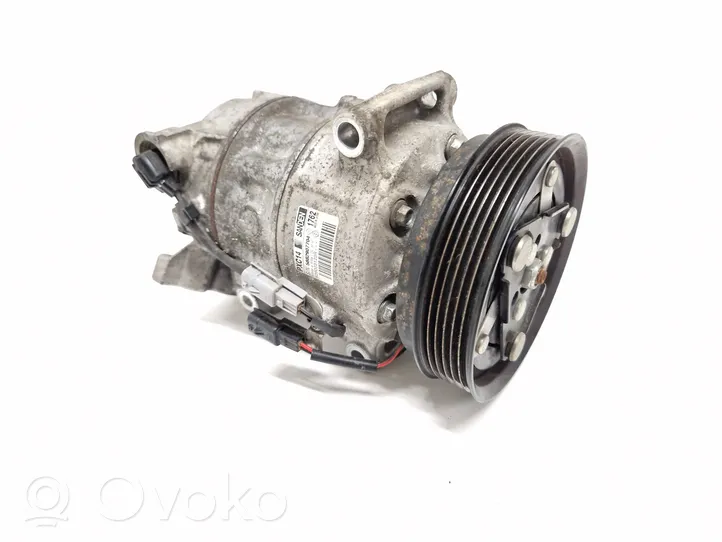 Renault Megane IV Compressore aria condizionata (A/C) (pompa) 926003123R