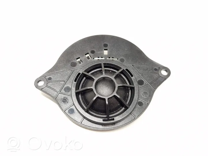 Audi A4 S4 B9 Pannello altoparlante 8W0035399