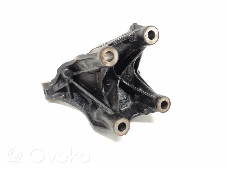 Audi A4 S4 B9 Engine mounting bracket 04L131159C